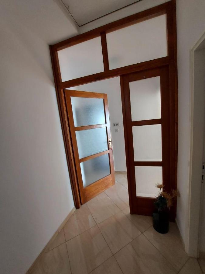 Apartments By The Sea Duce, Omis - 2731 Dugi Rat Εξωτερικό φωτογραφία